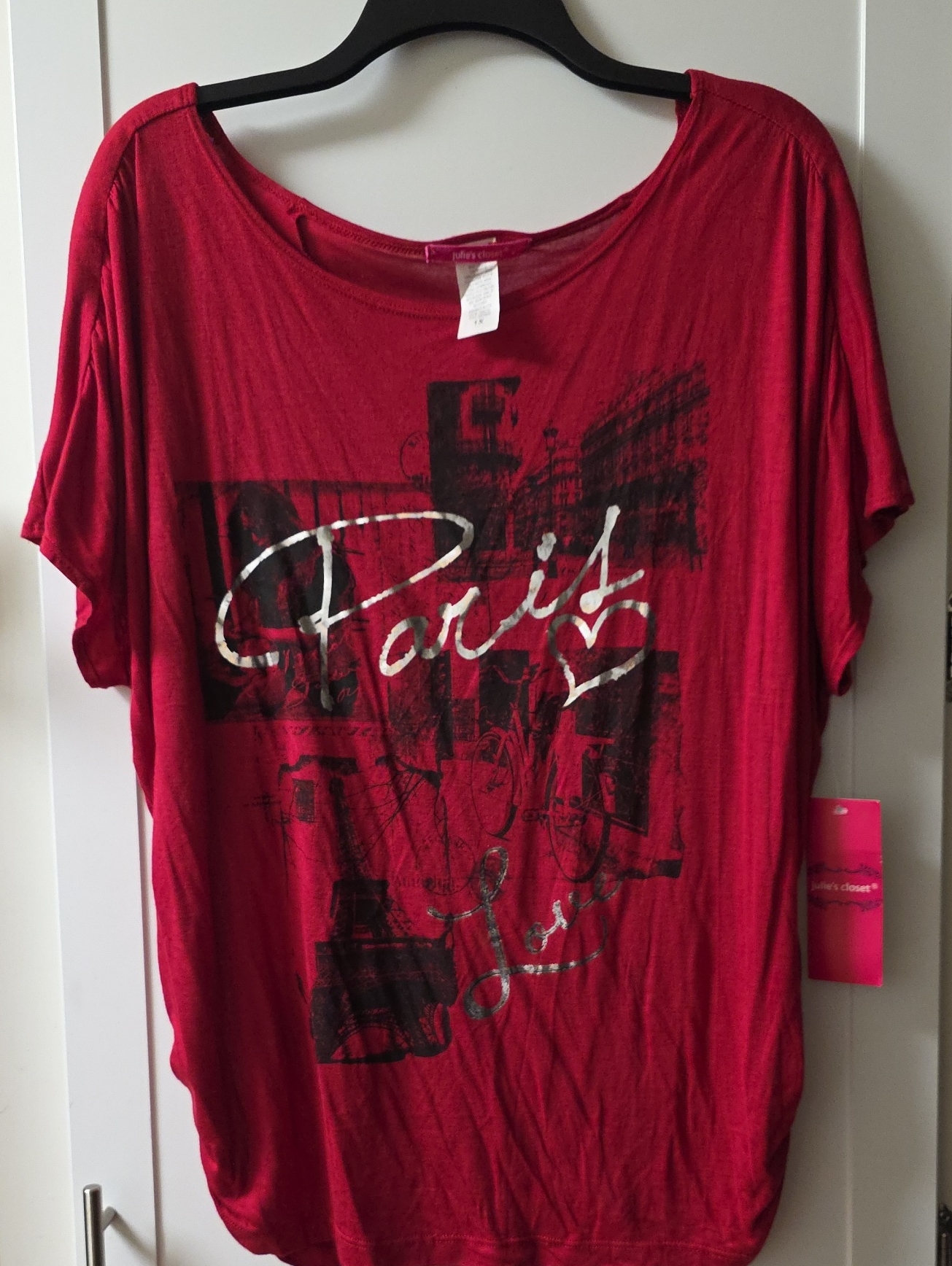 Julie's Closet Women's Red Paris Graphic Short Sleeve Tee Size 1x